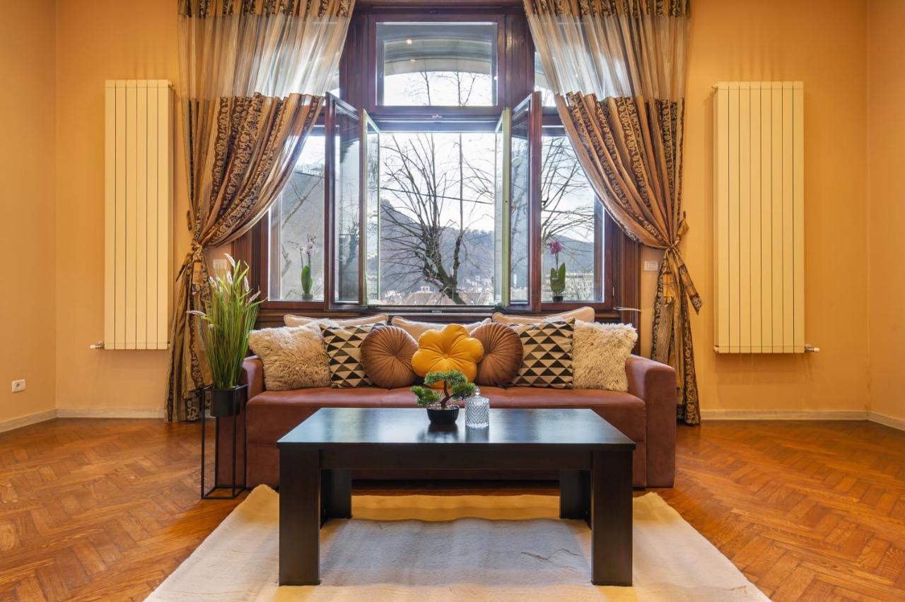 Central Park Residence ブラショフ エクステリア 写真